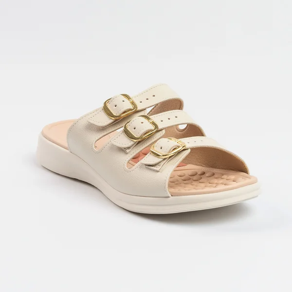 Tamanco Modare Ultraconforto Plano Massageador Fivelas Branco off